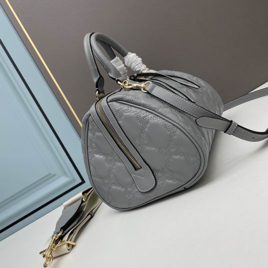 Gucci Matelasse 702242 31x19x22cm ww1_845067 (3)